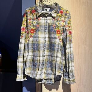 Sundance Embroidered Button Down Top - Size L